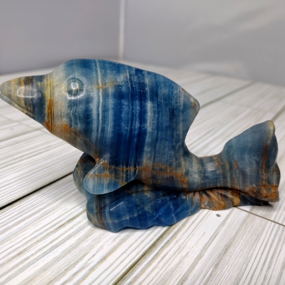 Blue Lumerian Aquatine Blue Onyx dolphin